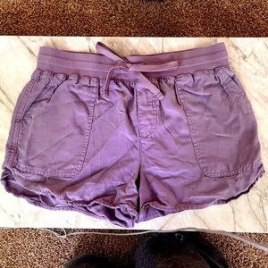 Maurice’s size Medium Purple Shorts with drawstring